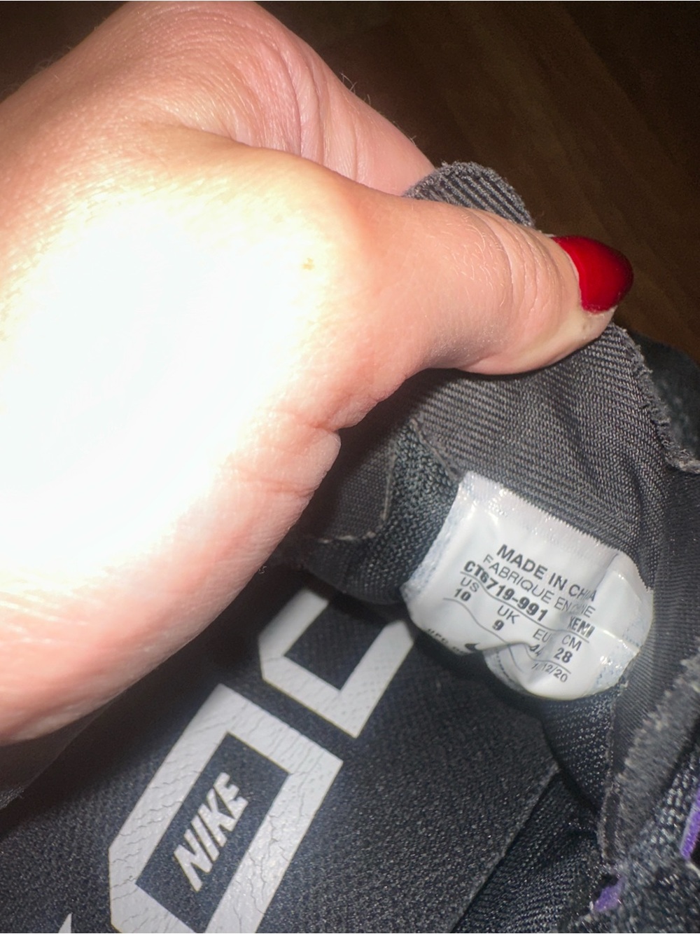 Nike Men’s Athletic Shoes - Gray with Purple Swoosh - Picture 5 of 7